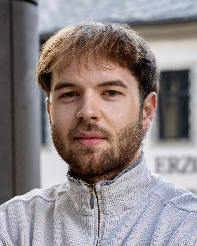 Portrait: 