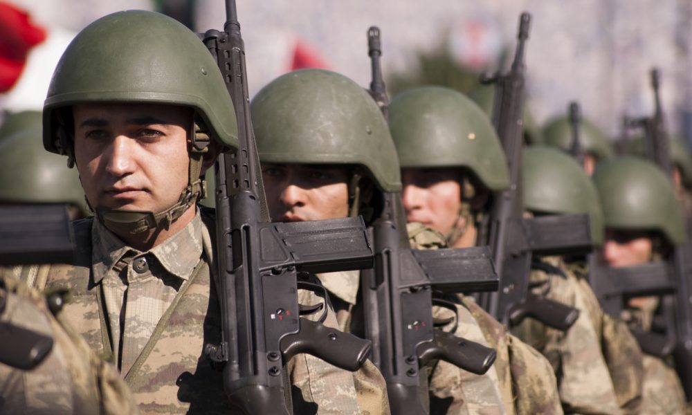 Ein Mittsommernachtsalbtraum und die zivil-militärischen Beziehungen in der Türkei 